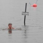 Elfriede Schildknecht ist vom Schwimmen zurück