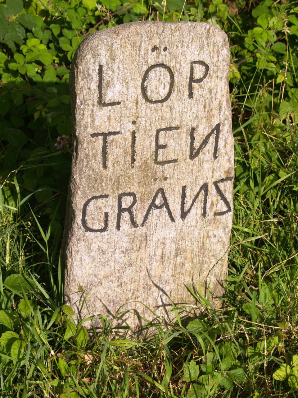 Grenzstein zu Löptin