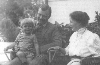 Wilhelm H mit Frau und Rudolf